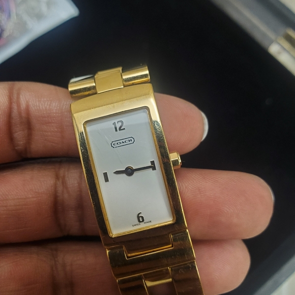 Coach Vintage Stainless Steel Gold Watch - Picture 4 of 7